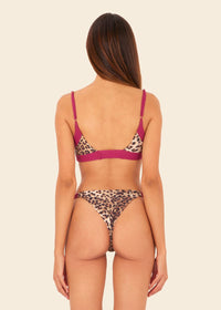 Wavy Animal Burgundy Bold Bottom